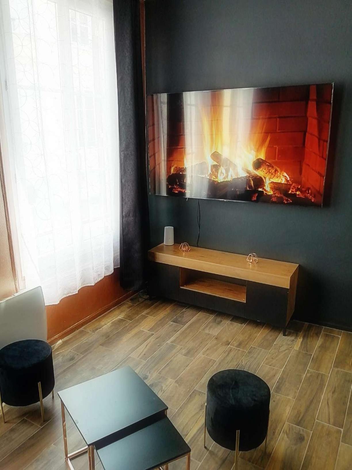 Appartement Avec Balneo Et Sauna Privatif - Le Rose Cuivre Troyes Exterior photo